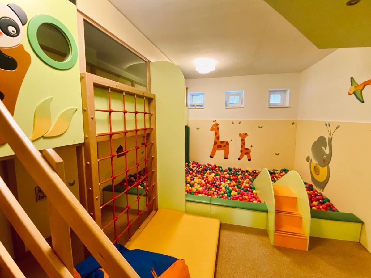 Hotel Peklo Pro Rodiny S Detmi 요세푸프 둘 외부 사진